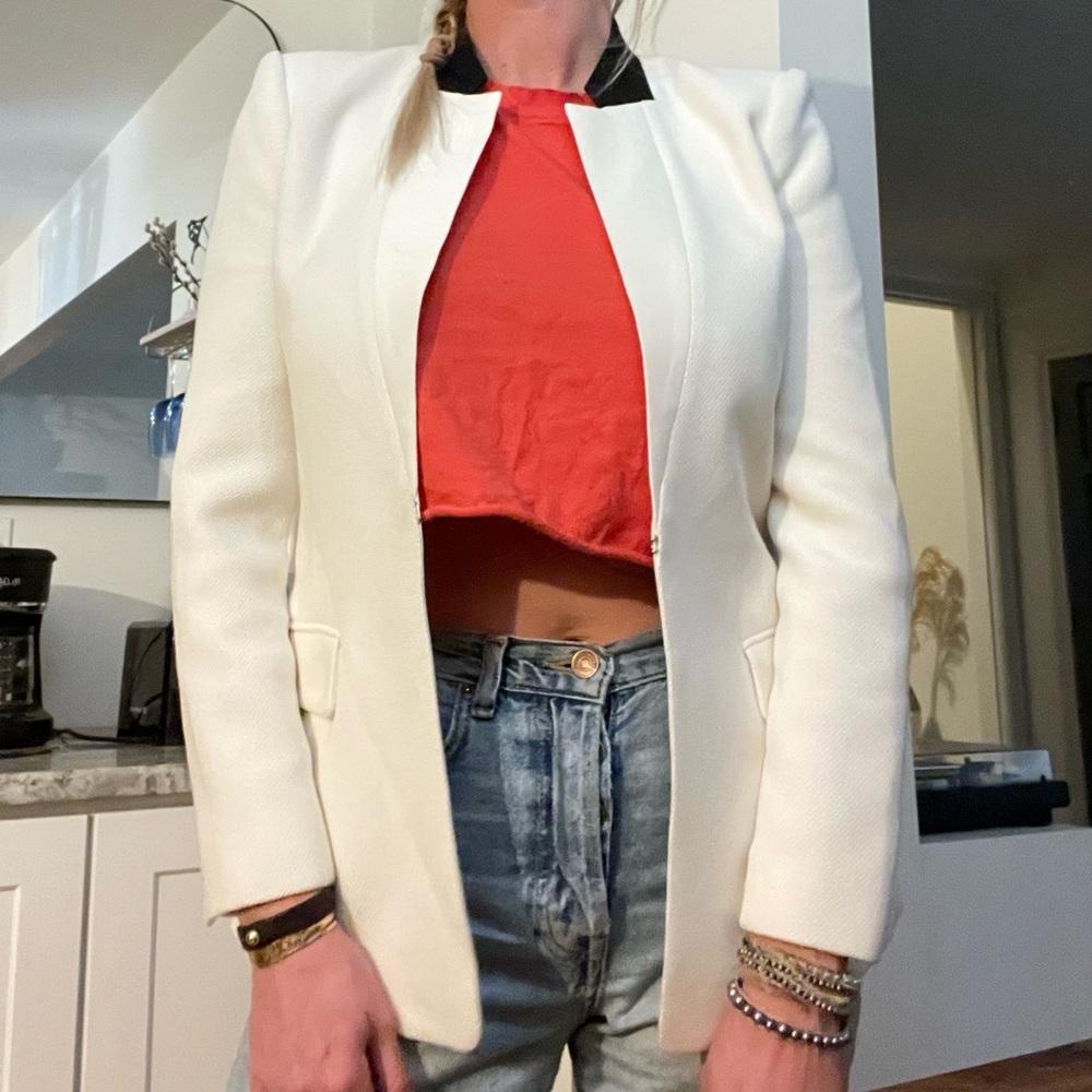 Bcbg Maxazria Jacket - image 2